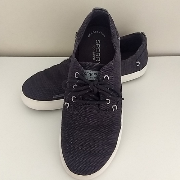 sperry boys sneakers